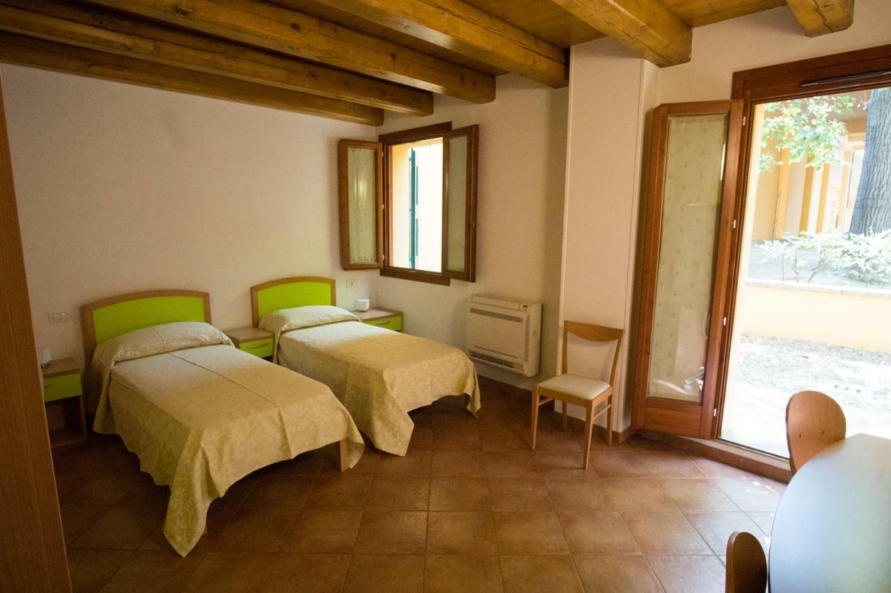 Residence Cavazza Болоня Стая снимка